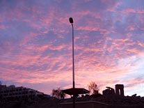 Puesta de sol a la puerta del Museo Nubio