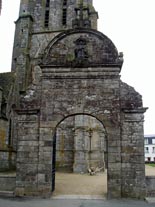 Puerta Monumental