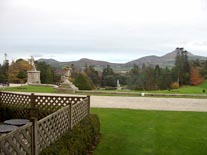 Vista de las Montaas Wicklow desde los jardines de Powerscourt