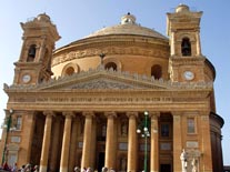 Cpula de Mosta