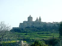 Vista de Mdina desde la carretera a Mosta