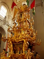 Los “candelore” de la iglesia de San Francesco