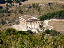 El templo desde el teatro